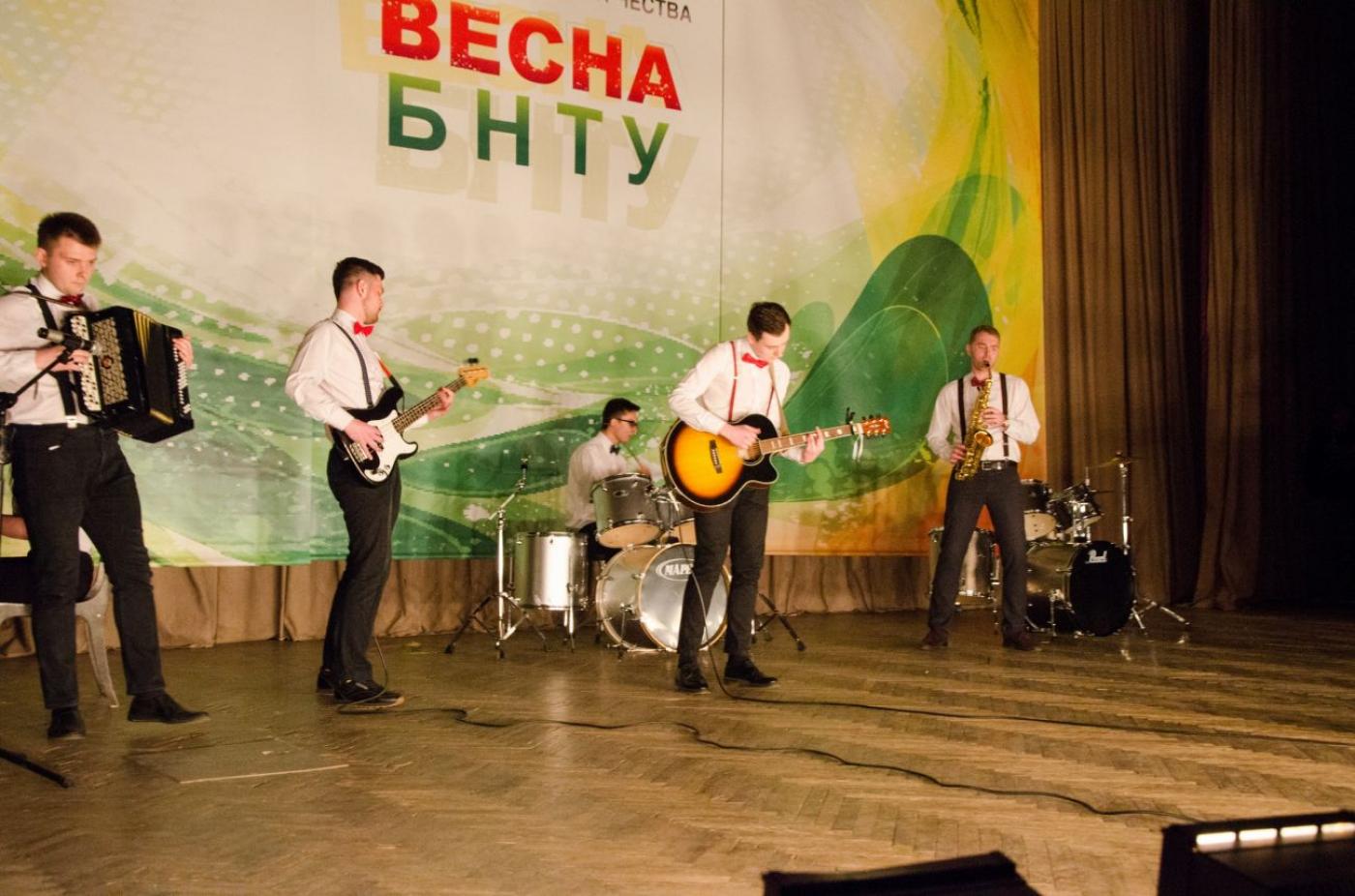 Миллион алых роз или оваций 